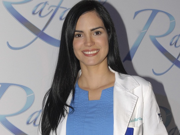 Los 20 doctores más sexis de la TV - Nº 11.  Dra. Rafaela (Scarlett Ortiz), “Rafaela”